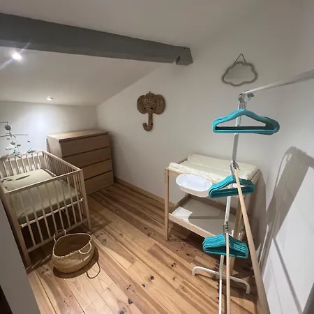 Apartamento Duplex Quatre Pièces - Bébé à 5 Minutes De La