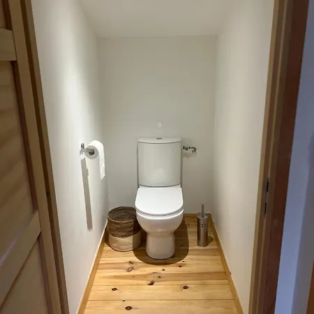 Appartement Duplex Quatre Pieces - Bebe A 5 Minutes De La Nice