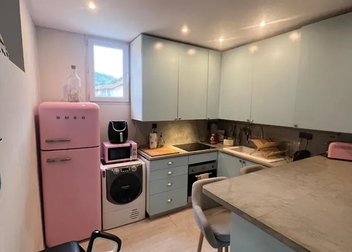 Duplex Quatre Pieces Avec Exterieur Deco Atypique - A 5 Minutes De La * نيس